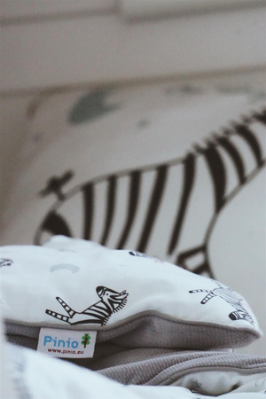 ZEBRY pościel z wypełnieniem i poduszką płaską (duży wzór - panel)