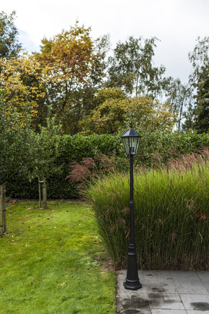 LONDON SOLAR 6951301189