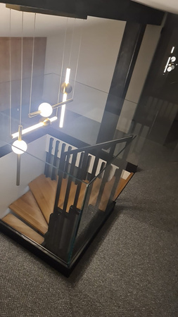 Lampa wisząca O-LINE LED 93 cm mosiądz