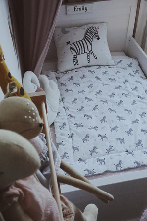 ZEBRY pościel z wypełnieniem i poduszką płaską (duży wzór - panel)