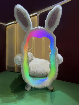 Lustro stojące BUNNY z oświetleniem LED   240x150 cm